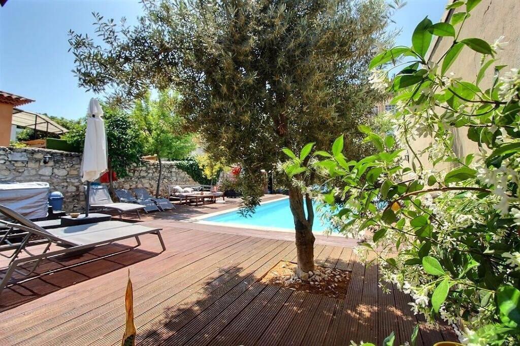 Villa Avec Piscine Et 3 Logements Ideale Groupe Марсилия Екстериор снимка