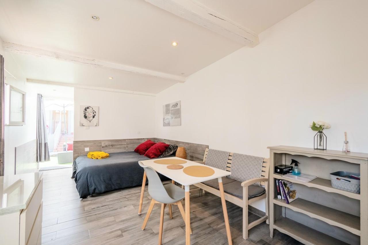 Villa Avec Piscine Et 3 Logements Ideale Groupe Марсилия Екстериор снимка